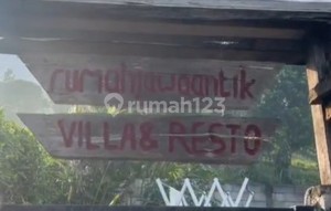 For Sale: Villa Including Business and Its Brand, Antique Javanese House in Cijeruk, Bogor
