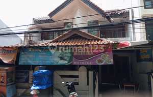 House by the Main Road - Suitable for Business in Gading Indah Raya