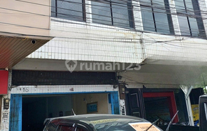 Shop House for Sale on Jalan Besar Nangka / Tuanku Tambusai - Pekanbaru with Freehold Certificate