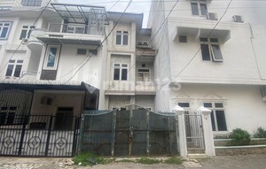 Rumah Tinggal Komplek Villa Makmur Indah