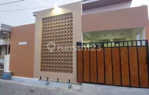 Ready Kamar Kost Khusus Putri Ac KM Dalam Free Wifi Dekat Kampus Daerah Badak Semarang