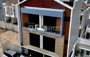 3 KM from MRT Fatmawati, Ready to Move In, Legality SHM, Flood-Free