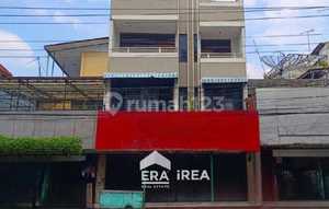 Ruko Disewakan Jogja, Jalan Urip Sumoharjo, Dekat Rs Bethesda, Dekat Kampus Ukdw dan Ugm, Dekat Galeria Mall, Dekat Rs Siloam, Dekat Superindo