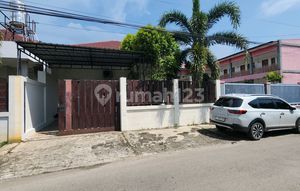 Rumah di Kontrakan Daerah Pusat Kota dengan Lingkungan Aman Dekat Perkantoran, Sekolah, Pusat Perbelanjaan