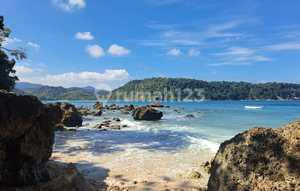 Tanah Cocok Untuk Inevestasi Untuk Resort Dan Tempat Wisata View Langsung Pantai Wanukaka, Ntt