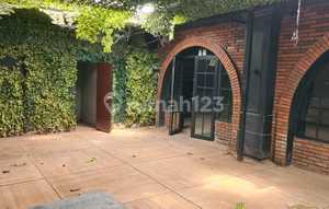 Rent Commercial Space for Ex-Cafe Restaurant in Kemang - Affordable, Expatriate Area