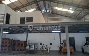 Tembesu Warehouse for Rent, Campang Raya