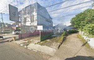 For Sale: Veteran Main Roadside Plot