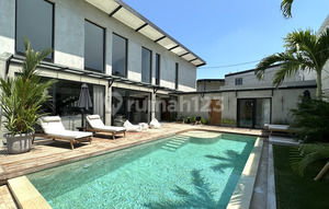 Mewah Villa Bergaya Loft 4 Kamar Tidur di Subaksari Berawa Canggu