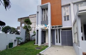 Rent Full Furnished House One Gate Inside Cluster in Green Orchid Malang