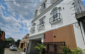 Kost Mewah Furnished 3 Lantai + Rooftop Dekat Uii Jl Kaliurang