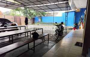 Gudang Luas Cocok untuk Gudang /Bisnis Lainnya Lokasi di Jalan Utama Kerobokan Gn Salak