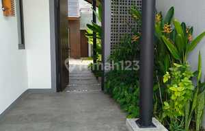 FOR RENT NEW 3BR VILLA PREMIUM LOCATION ONE GATE IN SANUR