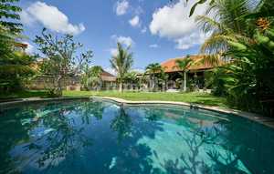 Villa For Rent Spacious, Beautiful, Comfortable, And Lush Located In Kedunggu, Tabanan, Bali