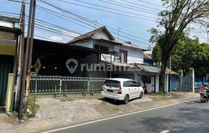 Gudang Singosari Poros Jalan Provinsi Lebar 20 Meter
