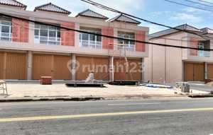 Disewakan Ruko Baru 2 Lantai Didenpasar Barat