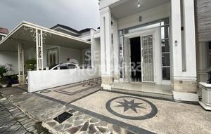DIJUAL RUMAH CANTIK & MEWAH JL.PARIT INDAH