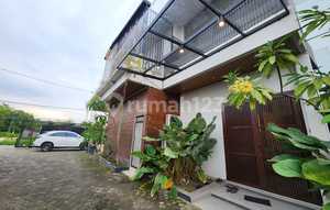 Luxury House for Sale Ready to Occupy Near Jl. Tuanku Tambusai