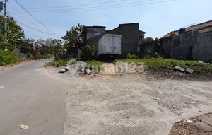 Tanah Murah di Lingkungan Perumahan di Colomadu