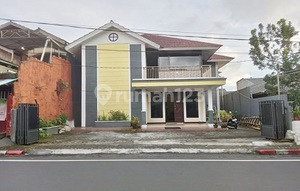 Strategic airy hotel/accommodation in Tomohon, Menado. 16236