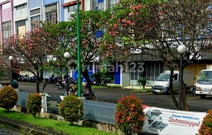 Ruko, Strategis, Murah, Komplek Elit, Ramai, Pasar Moderen, H G B