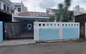Rumah Tinggal Semi Furnish Dekat Tuparev di Jl.garuda Kab Cirebon
