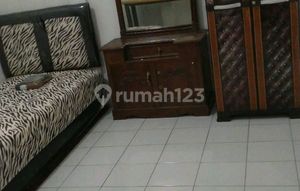 Kos Wanita Di Jalan Beruang Dalam Barat Gayamsari