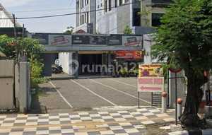 Land 1000 meters on the main road in central Semarang