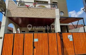 Kos eksklusif & Rumah induk full penghuni diutara kampus ugm