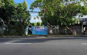 Strategic Land in the Heart of Kerobokan Right Next to Pepito Gunung Sanghyang