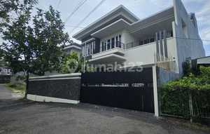 Luxury Flood-Free Ready-to-Occupy House on Jalan Semboja, Gajahmungkur, Semarang