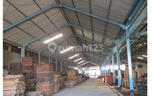 Ex Factory, Strategic Location at Ir Sutami, Makassar
