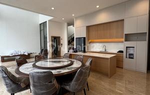 Rare Find! Luxury 10x35 House with Golf View, Fully Furnished.