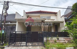 Rental House in a Strategic Location Housing Complex in the City Center