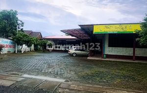 Rumah Makan Ayam Goreng Kondisi Jalan di Jalur Pantura Weleri - Kendal