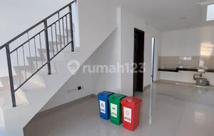 Pik2 House Size 4x15 2 Floors 2+1 Bedrooms Ready to Occupy Unit Available Lowest Price