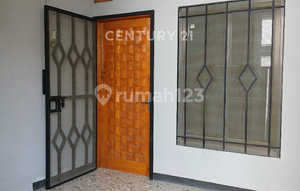 Fully Furnished Comfortable House Ready to Occupy in Tegal