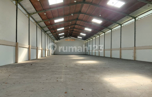 2-Story Warehouse with Office Ready to Use in Marina Raya, Container Access Near Port