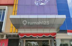 For Sale: Ready-to-Occupy Shop House on Arifin Ahmad Street, Marpoyan Damai, Pekanbaru