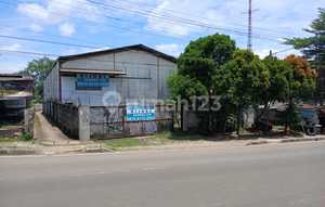 For Quick Sale: Warehouse on Cileungsi Raya KM 8, Area 1300m², Strategic Location