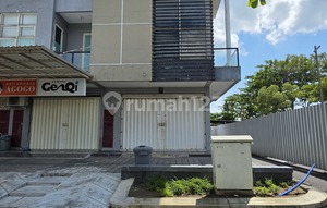 Ruko Grandia, 2-Bedroom Corner Unit, North Citraland Surabaya - Suitable for All Types of Businesses.