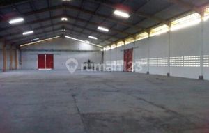 For rent, ready-to-use warehouse quickly in Sidoarjo.