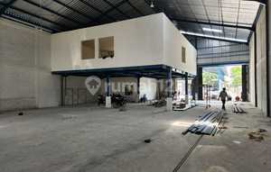 Good and Strategic Warehouse in Madiun