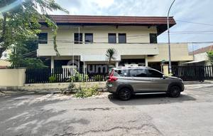 House/Office Prapen 100 Meters From Raya Jemursari Surabaya 858.0 m²