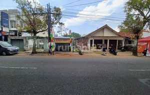 Disewakan Tanah Ada Bangunan Kios Pinggir Jalan di Purwokerto