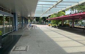 Bangunan Komersial di Jalan Ahmad Yani Banjarmasin Kalimantan Selatan