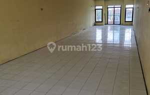 Translation: Shop House for Sale on Wiyung Main Road - Zero Down Payment, Cheapest, Strategic Location, Rare Property