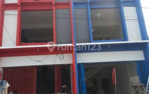 Sewa Ruko Raya Menganti 3Lantai Lidah Kulon Lakarsantri Dekat Greenlake Citraland