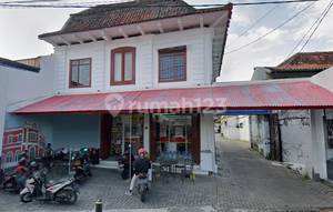 For Rent Shop House Located in Old Town Tourist Area Jl. Letjen Suprapto Semarang