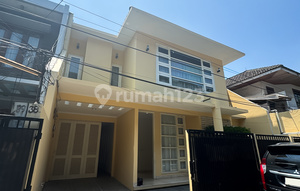 Disewakan Rumah di Cilandak Fatmawati, Jakarta Selatan Siap Huni